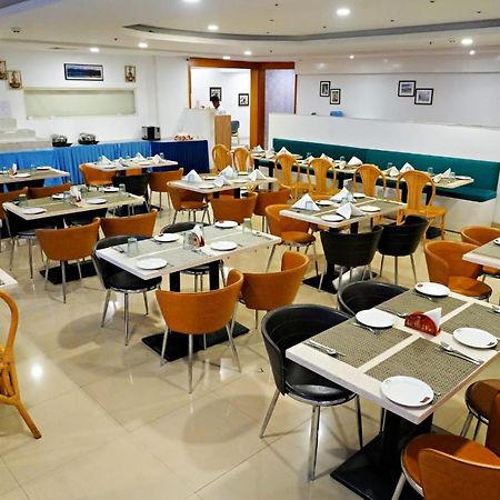 Bay View Hotel Vizag Višákhapatnam Exteriér fotografie