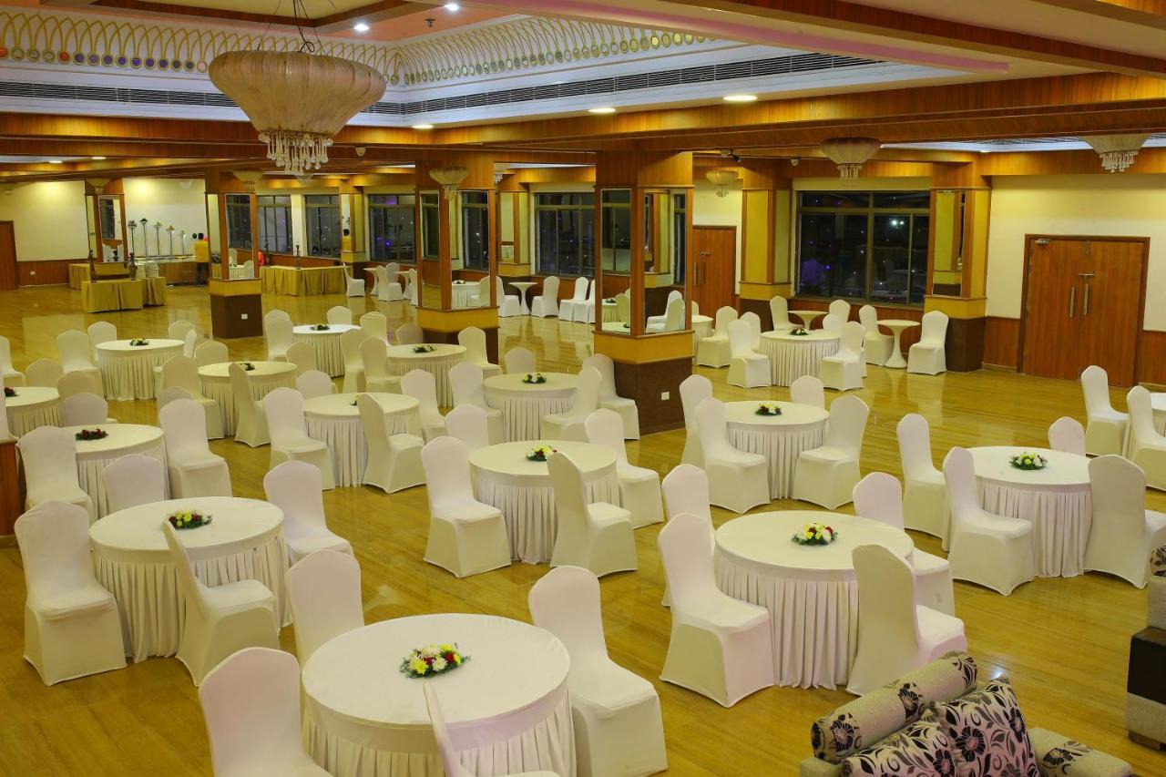 Bay View Hotel Vizag Višákhapatnam Exteriér fotografie