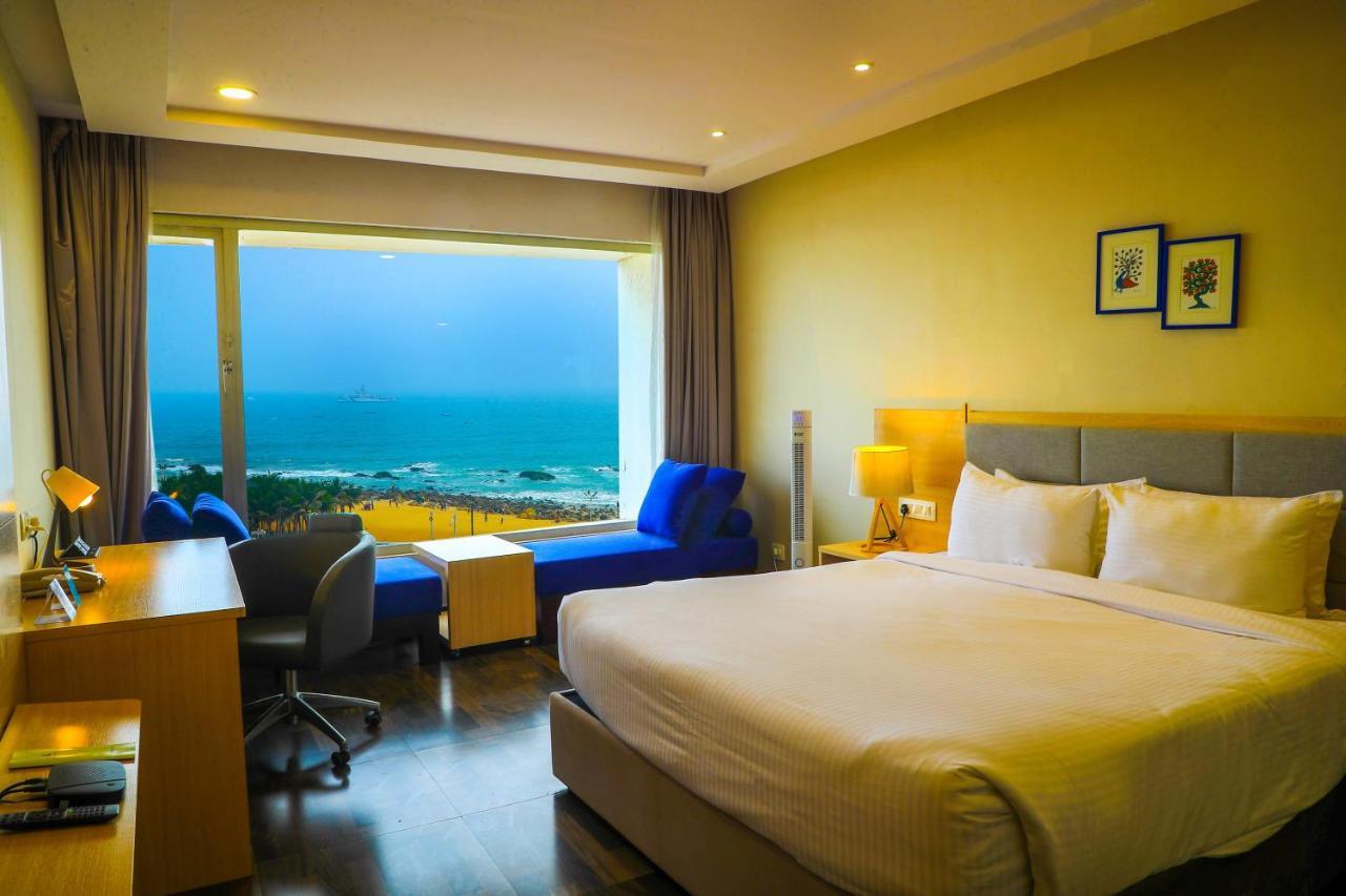 Bay View Hotel Vizag Višákhapatnam Exteriér fotografie