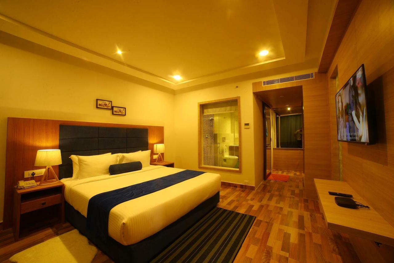 Bay View Hotel Vizag Višákhapatnam Exteriér fotografie