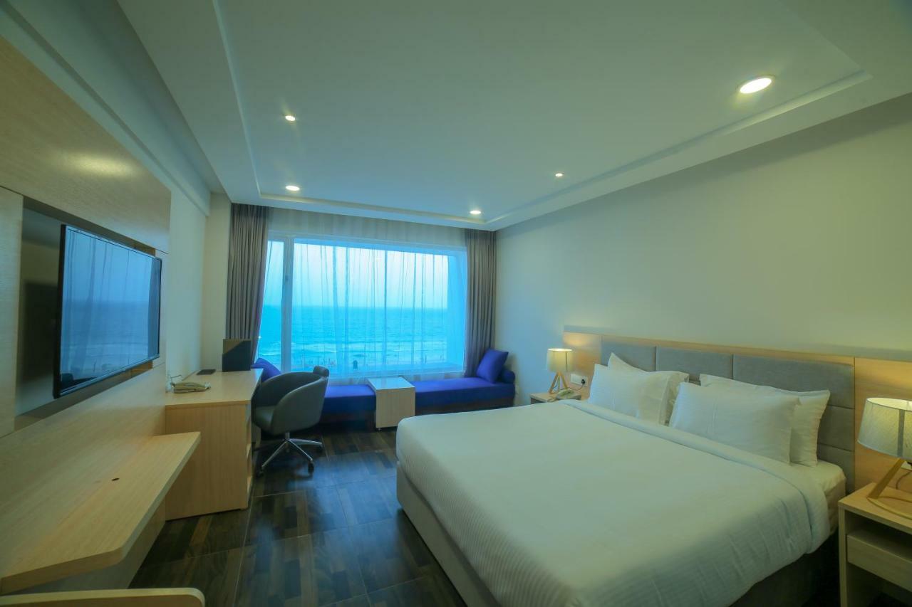 Bay View Hotel Vizag Višákhapatnam Exteriér fotografie