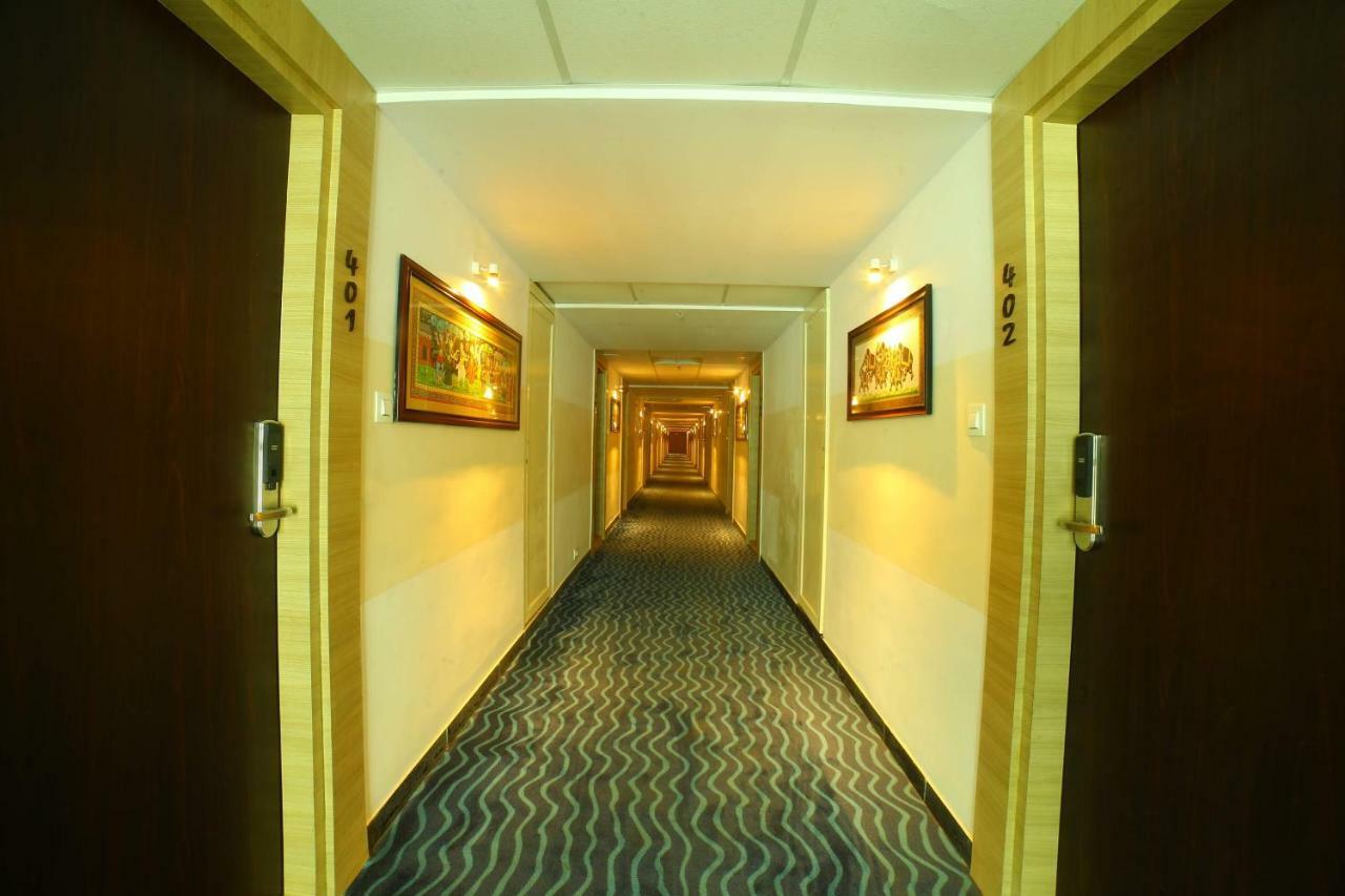 Bay View Hotel Vizag Višákhapatnam Exteriér fotografie
