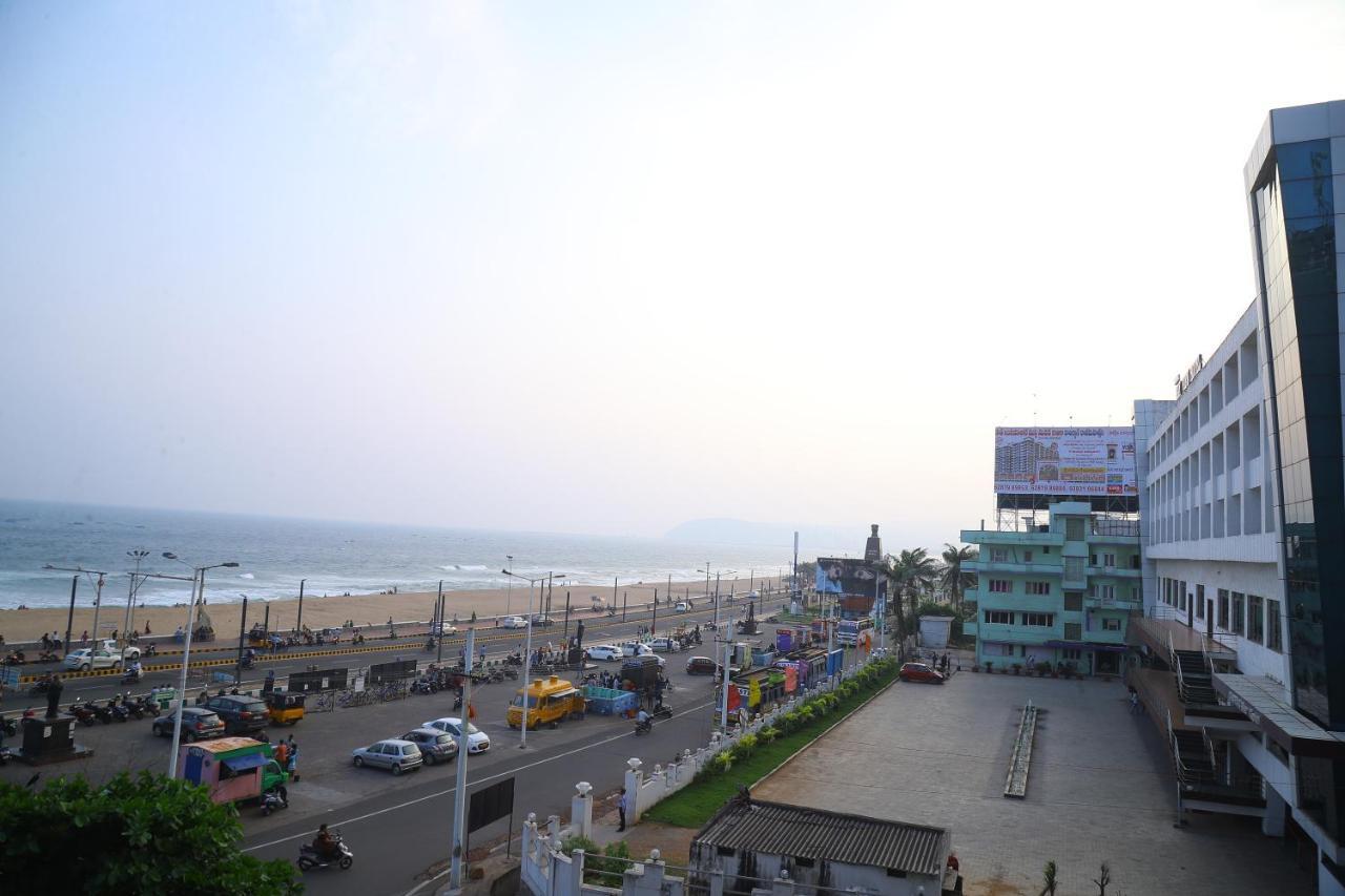 Bay View Hotel Vizag Višákhapatnam Exteriér fotografie
